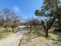 防府天満宮の{uncategorized: "未分類", other: "その他", undefined: "問題あり", building: "その他建物", grave: "お墓", sacred_gate: "鳥居", guardian: "狛犬", statue: "像", buddha: "仏像", history: "歴史", nature: "自然", garden: "庭園", animal: "動物", pagoda: "塔", temizu: "手水舎", mountain_gate: "山門・神門", sanctuary: "本殿・本堂", subordinate: "末社・摂社", art: "芸術", scenery: "景色", jizo: "地蔵", ema: "絵馬", goshuin: "御朱印", omikuji: "おみくじ", items: "授与品その他", amulet: "お守り", goshuincho: "御朱印帳", eats: "食事", festival: "お祭り", votive_dance: "神楽", shichigosan: "七五三参", wedding: "結婚式", experience: "体験その他", initially: "初詣", around: "周辺", anti_infection: "感染症対策"}