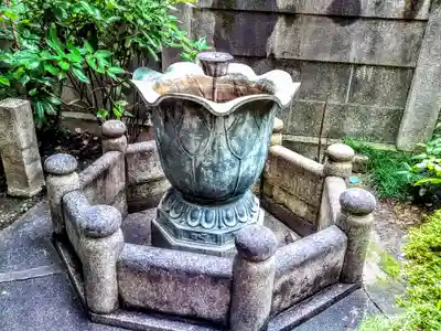 西祐寺の手水舎