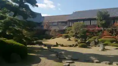 四天王寺の{uncategorized: "未分類", other: "その他", undefined: "問題あり", building: "その他建物", grave: "お墓", sacred_gate: "鳥居", guardian: "狛犬", statue: "像", buddha: "仏像", history: "歴史", nature: "自然", garden: "庭園", animal: "動物", pagoda: "塔", temizu: "手水舎", mountain_gate: "山門・神門", sanctuary: "本殿・本堂", subordinate: "末社・摂社", art: "芸術", scenery: "景色", jizo: "地蔵", ema: "絵馬", goshuin: "御朱印", omikuji: "おみくじ", items: "授与品その他", amulet: "お守り", goshuincho: "御朱印帳", eats: "食事", festival: "お祭り", votive_dance: "神楽", shichigosan: "七五三参", wedding: "結婚式", experience: "体験その他", initially: "初詣", around: "周辺", anti_infection: "感染症対策"}