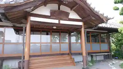 大興寺の本殿・本堂