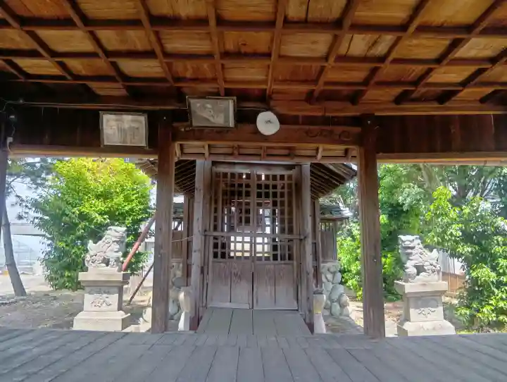 貴船神社の{uncategorized: "未分類", other: "その他", undefined: "問題あり", building: "その他建物", grave: "お墓", sacred_gate: "鳥居", guardian: "狛犬", statue: "像", buddha: "仏像", history: "歴史", nature: "自然", garden: "庭園", animal: "動物", pagoda: "塔", temizu: "手水舎", mountain_gate: "山門・神門", sanctuary: "本殿・本堂", subordinate: "末社・摂社", art: "芸術", scenery: "景色", jizo: "地蔵", ema: "絵馬", goshuin: "御朱印", omikuji: "おみくじ", items: "授与品その他", amulet: "お守り", goshuincho: "御朱印帳", eats: "食事", festival: "お祭り", votive_dance: "神楽", shichigosan: "七五三参", wedding: "結婚式", experience: "体験その他", initially: "初詣", around: "周辺", anti_infection: "感染症対策"}