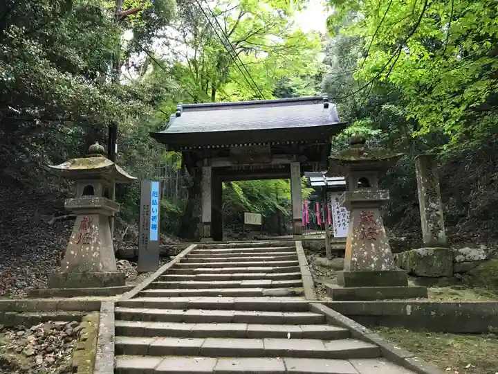 清水寺の山門・神門