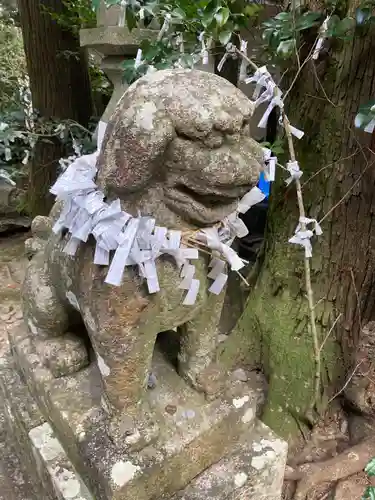 大里八幡神社の狛犬