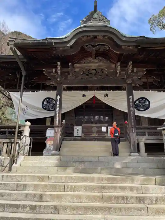 屋島寺の本殿・本堂