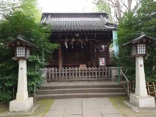 長崎神社の本殿