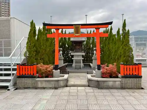 諏訪山稲荷大明神(兵庫県)