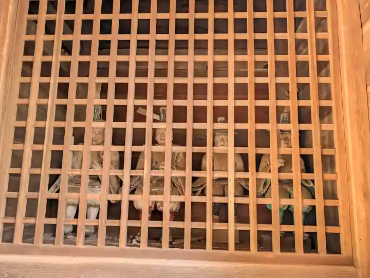 若狭姫神社(若狭彦神社下社)の{uncategorized: "未分類", other: "その他", undefined: "問題あり", building: "その他建物", grave: "お墓", sacred_gate: "鳥居", guardian: "狛犬", statue: "像", buddha: "仏像", history: "歴史", nature: "自然", garden: "庭園", animal: "動物", pagoda: "塔", temizu: "手水舎", mountain_gate: "山門・神門", sanctuary: "本殿・本堂", subordinate: "末社・摂社", art: "芸術", scenery: "景色", jizo: "地蔵", ema: "絵馬", goshuin: "御朱印", omikuji: "おみくじ", items: "授与品その他", amulet: "お守り", goshuincho: "御朱印帳", eats: "食事", festival: "お祭り", votive_dance: "神楽", shichigosan: "七五三参", wedding: "結婚式", experience: "体験その他", initially: "初詣", around: "周辺", anti_infection: "感染症対策"}