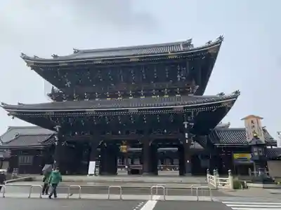 東本願寺(真宗本廟)の山門・神門