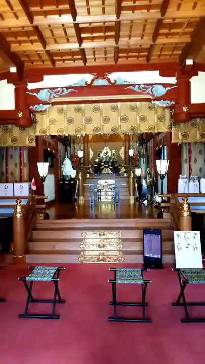 秋葉神社の像