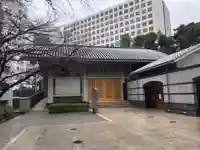 瑠璃光寺の本殿・本堂