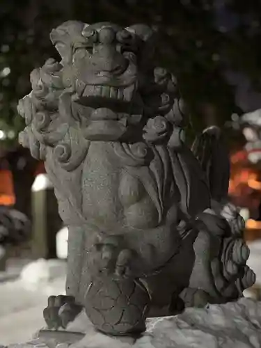 新琴似神社の狛犬