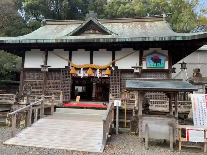 闘鶏神社の本殿・本堂