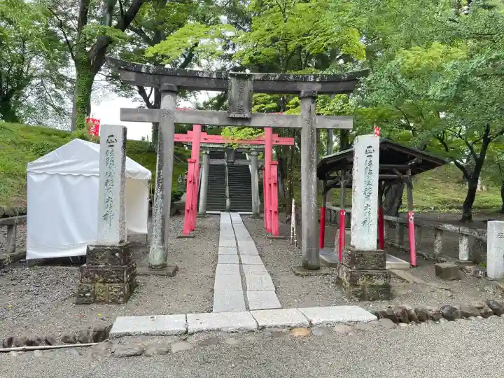 鶴ケ城稲荷神社(福島県)