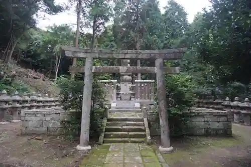 月照寺の鳥居