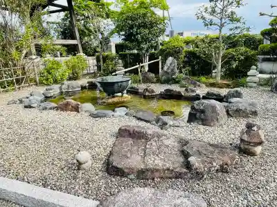 慈眼寺の{uncategorized: "未分類", other: "その他", undefined: "問題あり", building: "その他建物", grave: "お墓", sacred_gate: "鳥居", guardian: "狛犬", statue: "像", buddha: "仏像", history: "歴史", nature: "自然", garden: "庭園", animal: "動物", pagoda: "塔", temizu: "手水舎", mountain_gate: "山門・神門", sanctuary: "本殿・本堂", subordinate: "末社・摂社", art: "芸術", scenery: "景色", jizo: "地蔵", ema: "絵馬", goshuin: "御朱印", omikuji: "おみくじ", items: "授与品その他", amulet: "お守り", goshuincho: "御朱印帳", eats: "食事", festival: "お祭り", votive_dance: "神楽", shichigosan: "七五三参", wedding: "結婚式", experience: "体験その他", initially: "初詣", around: "周辺", anti_infection: "感染症対策"}