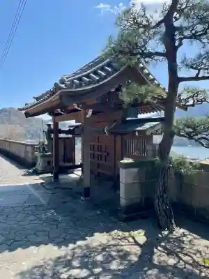 慈眼寺の{uncategorized: "未分類", other: "その他", undefined: "問題あり", building: "その他建物", grave: "お墓", sacred_gate: "鳥居", guardian: "狛犬", statue: "像", buddha: "仏像", history: "歴史", nature: "自然", garden: "庭園", animal: "動物", pagoda: "塔", temizu: "手水舎", mountain_gate: "山門・神門", sanctuary: "本殿・本堂", subordinate: "末社・摂社", art: "芸術", scenery: "景色", jizo: "地蔵", ema: "絵馬", goshuin: "御朱印", omikuji: "おみくじ", items: "授与品その他", amulet: "お守り", goshuincho: "御朱印帳", eats: "食事", festival: "お祭り", votive_dance: "神楽", shichigosan: "七五三参", wedding: "結婚式", experience: "体験その他", initially: "初詣", around: "周辺", anti_infection: "感染症対策"}