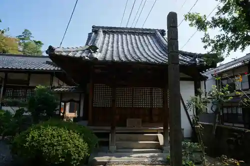 存光寺の山門