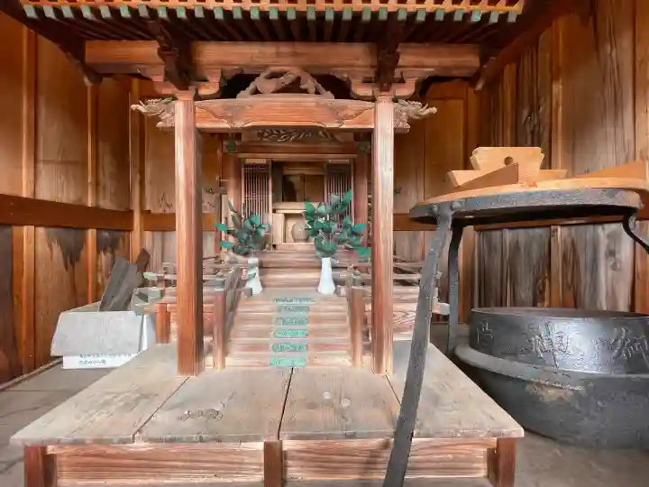 大福寺の{uncategorized: "未分類", other: "その他", undefined: "問題あり", building: "その他建物", grave: "お墓", sacred_gate: "鳥居", guardian: "狛犬", statue: "像", buddha: "仏像", history: "歴史", nature: "自然", garden: "庭園", animal: "動物", pagoda: "塔", temizu: "手水舎", mountain_gate: "山門・神門", sanctuary: "本殿・本堂", subordinate: "末社・摂社", art: "芸術", scenery: "景色", jizo: "地蔵", ema: "絵馬", goshuin: "御朱印", omikuji: "おみくじ", items: "授与品その他", amulet: "お守り", goshuincho: "御朱印帳", eats: "食事", festival: "お祭り", votive_dance: "神楽", shichigosan: "七五三参", wedding: "結婚式", experience: "体験その他", initially: "初詣", around: "周辺", anti_infection: "感染症対策"}
