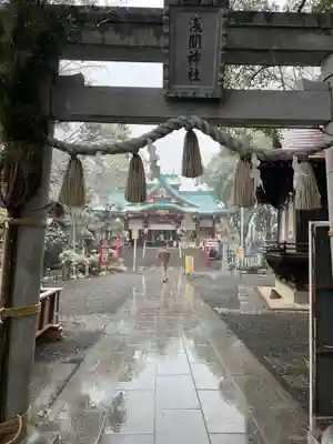 多摩川浅間神社の鳥居