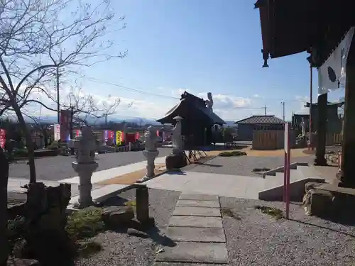 埼玉厄除け開運大師・龍泉寺（切り絵御朱印発祥の寺）のその他建物