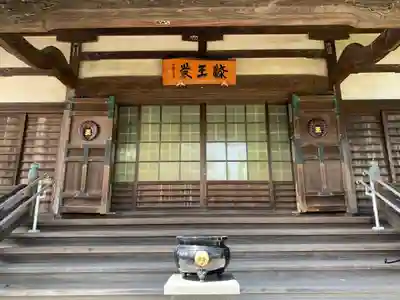 染王寺の本殿・本堂