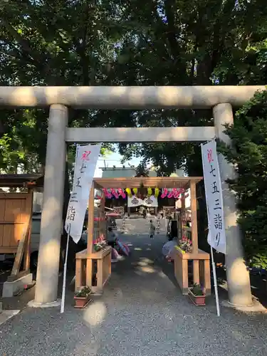 札幌諏訪神社の鳥居