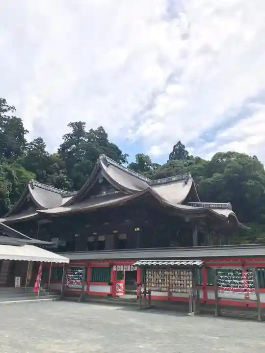 高良大社の本殿・本堂