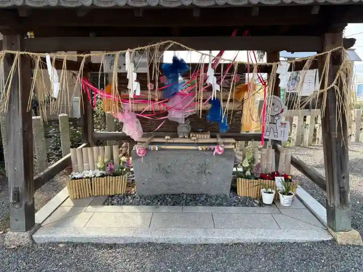 玉田神社の{uncategorized: "未分類", other: "その他", undefined: "問題あり", building: "その他建物", grave: "お墓", sacred_gate: "鳥居", guardian: "狛犬", statue: "像", buddha: "仏像", history: "歴史", nature: "自然", garden: "庭園", animal: "動物", pagoda: "塔", temizu: "手水舎", mountain_gate: "山門・神門", sanctuary: "本殿・本堂", subordinate: "末社・摂社", art: "芸術", scenery: "景色", jizo: "地蔵", ema: "絵馬", goshuin: "御朱印", omikuji: "おみくじ", items: "授与品その他", amulet: "お守り", goshuincho: "御朱印帳", eats: "食事", festival: "お祭り", votive_dance: "神楽", shichigosan: "七五三参", wedding: "結婚式", experience: "体験その他", initially: "初詣", around: "周辺", anti_infection: "感染症対策"}