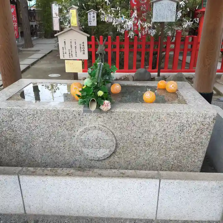 新田神社の手水舎