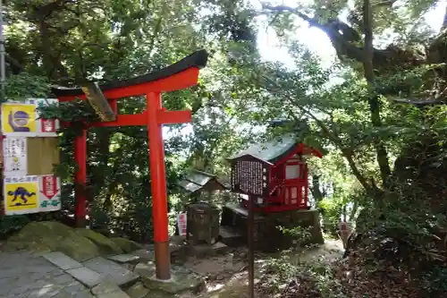 竹生島神社（都久夫須麻神社）の末社