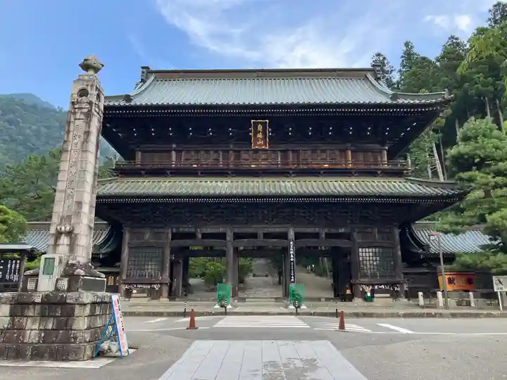 久遠寺(山梨県)
