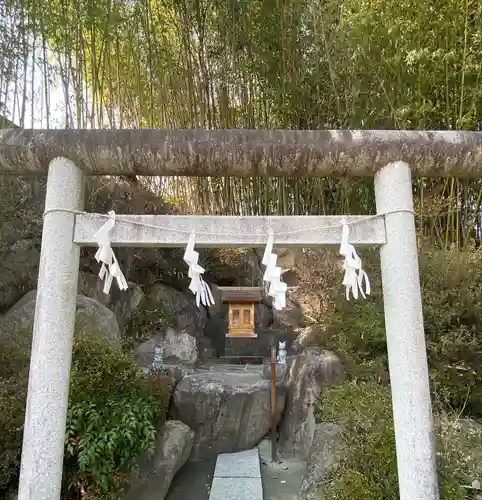 差出磯大嶽山神社 仕事と健康と厄よけの神さま(山梨県)