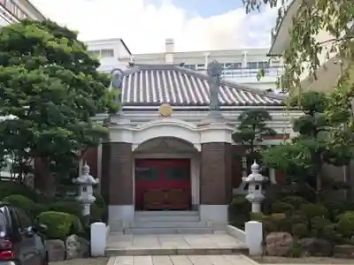 勝専寺の本殿・本堂