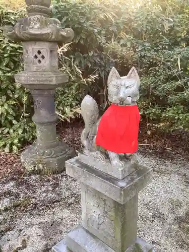 鳩吹稲荷神社の狛犬