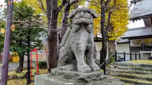 豊足神社の狛犬