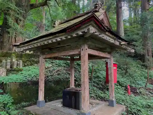 由豆佐賣神社の手水舎