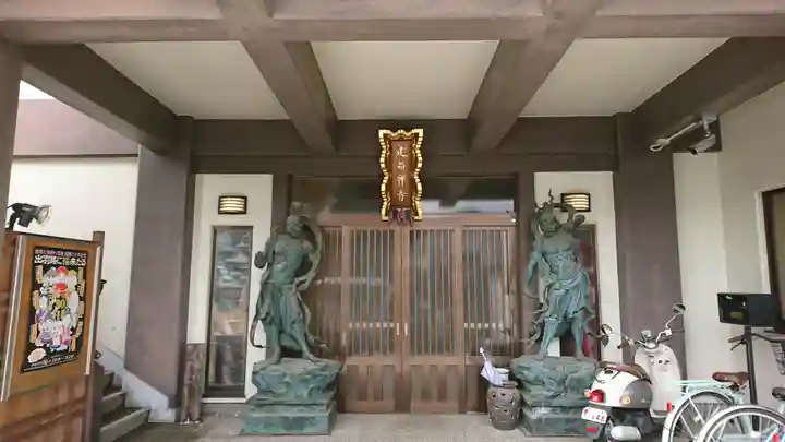 建昌寺の本殿・本堂