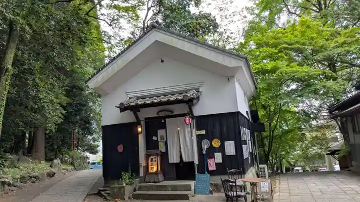 八幡朝見神社の食事