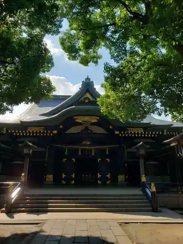 穴八幡宮の本殿・本堂