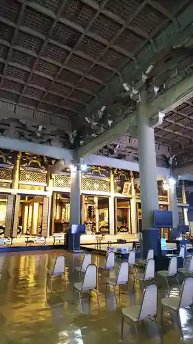 東本願寺の本殿・本堂