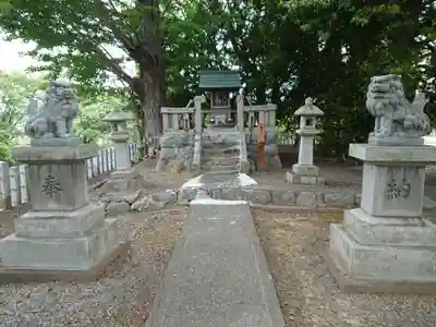 御鍬神社の本殿・本堂