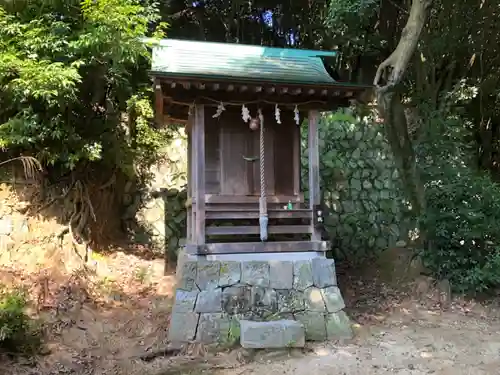 伊佐爾波神社の末社・摂社