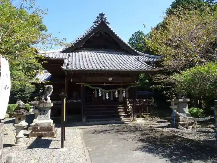 曽許乃御立神社の本殿・本堂