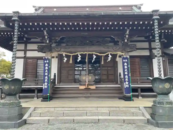 西善院の{uncategorized: "未分類", other: "その他", undefined: "問題あり", building: "その他建物", grave: "お墓", sacred_gate: "鳥居", guardian: "狛犬", statue: "像", buddha: "仏像", history: "歴史", nature: "自然", garden: "庭園", animal: "動物", pagoda: "塔", temizu: "手水舎", mountain_gate: "山門・神門", sanctuary: "本殿・本堂", subordinate: "末社・摂社", art: "芸術", scenery: "景色", jizo: "地蔵", ema: "絵馬", goshuin: "御朱印", omikuji: "おみくじ", items: "授与品その他", amulet: "お守り", goshuincho: "御朱印帳", eats: "食事", festival: "お祭り", votive_dance: "神楽", shichigosan: "七五三参", wedding: "結婚式", experience: "体験その他", initially: "初詣", around: "周辺", anti_infection: "感染症対策"}