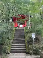 九頭龍神社本宮の{uncategorized: "未分類", other: "その他", undefined: "問題あり", building: "その他建物", grave: "お墓", sacred_gate: "鳥居", guardian: "狛犬", statue: "像", buddha: "仏像", history: "歴史", nature: "自然", garden: "庭園", animal: "動物", pagoda: "塔", temizu: "手水舎", mountain_gate: "山門・神門", sanctuary: "本殿・本堂", subordinate: "末社・摂社", art: "芸術", scenery: "景色", jizo: "地蔵", ema: "絵馬", goshuin: "御朱印", omikuji: "おみくじ", items: "授与品その他", amulet: "お守り", goshuincho: "御朱印帳", eats: "食事", festival: "お祭り", votive_dance: "神楽", shichigosan: "七五三参", wedding: "結婚式", experience: "体験その他", initially: "初詣", around: "周辺", anti_infection: "感染症対策"}