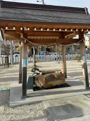 八ツ屋神明社の{uncategorized: "未分類", other: "その他", undefined: "問題あり", building: "その他建物", grave: "お墓", sacred_gate: "鳥居", guardian: "狛犬", statue: "像", buddha: "仏像", history: "歴史", nature: "自然", garden: "庭園", animal: "動物", pagoda: "塔", temizu: "手水舎", mountain_gate: "山門・神門", sanctuary: "本殿・本堂", subordinate: "末社・摂社", art: "芸術", scenery: "景色", jizo: "地蔵", ema: "絵馬", goshuin: "御朱印", omikuji: "おみくじ", items: "授与品その他", amulet: "お守り", goshuincho: "御朱印帳", eats: "食事", festival: "お祭り", votive_dance: "神楽", shichigosan: "七五三参", wedding: "結婚式", experience: "体験その他", initially: "初詣", around: "周辺", anti_infection: "感染症対策"}