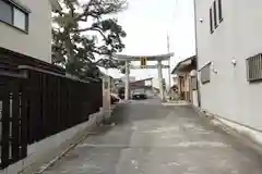 櫟谷七野神社の建物その他