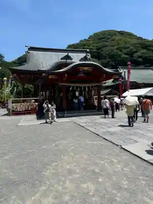 鶴岡八幡宮の本殿・本堂
