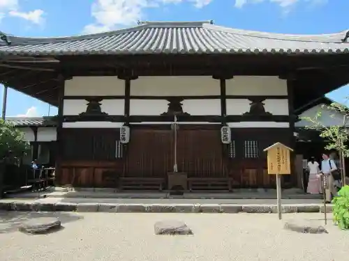 飛鳥寺の本殿