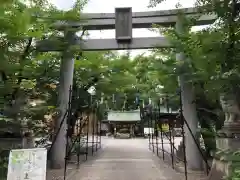 若宮八幡社の鳥居